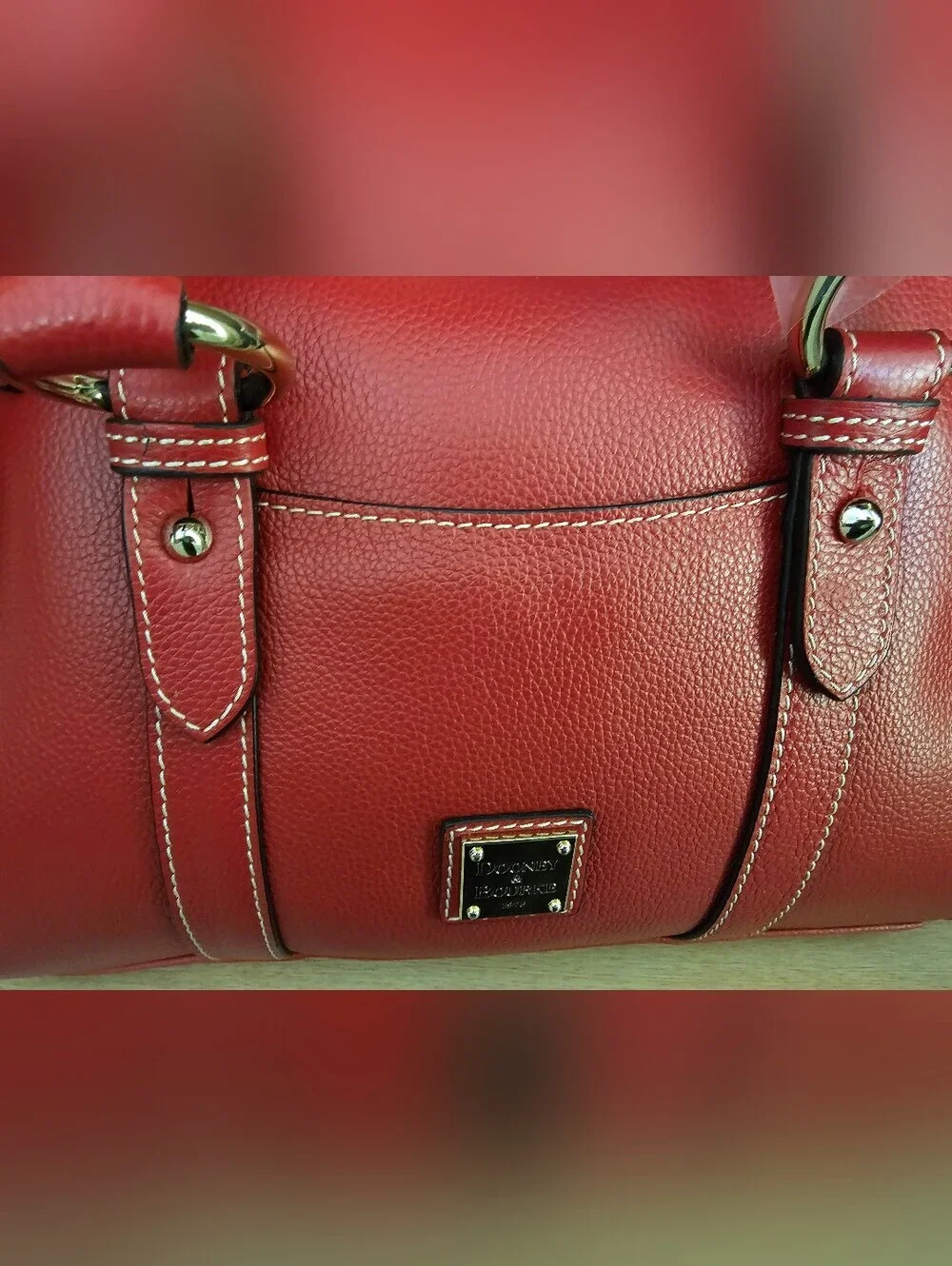 Dooney & Bourke Sorrento 30 With Pocket Satchel Leather Bag.